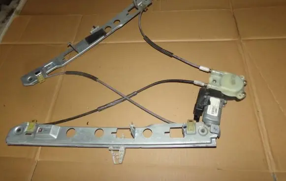 Renault Megane II Front door electric window regulator 
