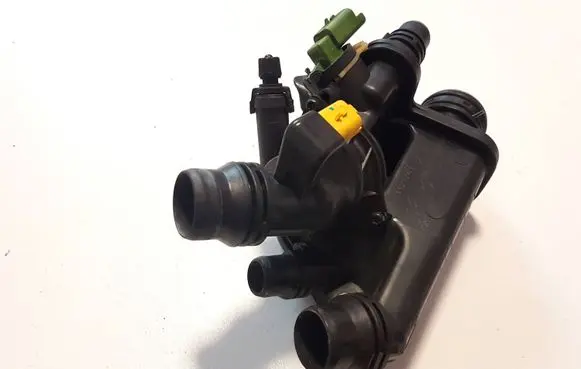 Citroen C5 Aircross Thermostat/thermostat housing 9827818480 2004090750