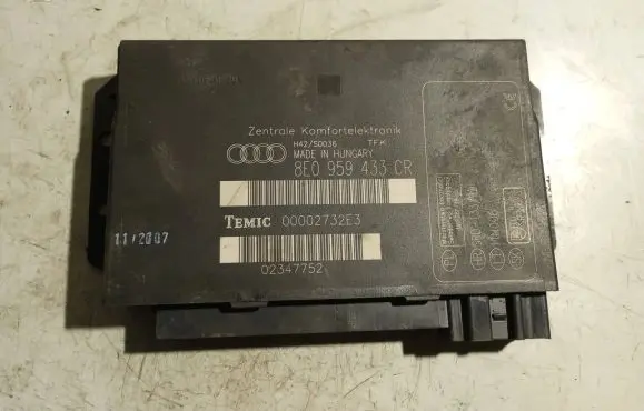 Audi A4 S4 B7 8E 8H Comfort/convenience module 8E0959433CR 00002732E3 02347752