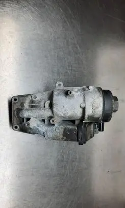 Volvo V70 Oil filter cover 31338685