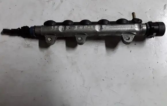 Renault Scenic II - Grand scenic II Fuel main line pipe 0445214114 680078 H82426550