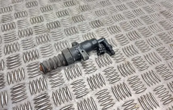 Mini One - Cooper R50 - 53 Clutch master cylinder 7509243