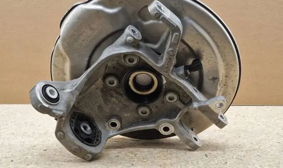 Volvo V90 Cross Country Rear wheel hub spindle/knuckle 31387216 32217286 31471815
