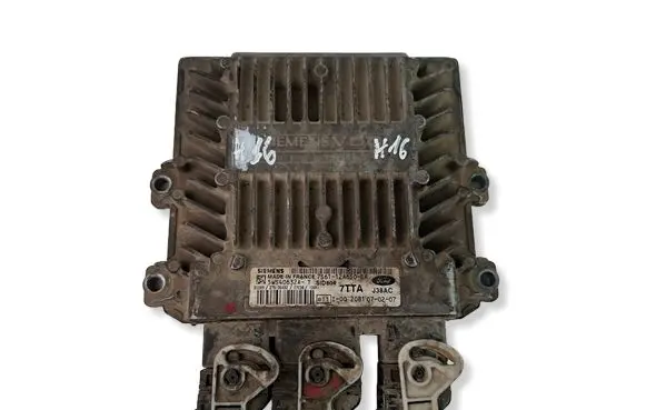 Ford Focus Engine control unit/module 7S6112A650EA 5WS40632A