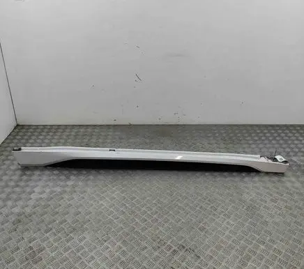 BMW iX1 Sill 5A4FFE6