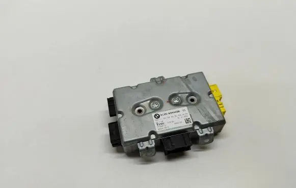 BMW 5 E60 E61 Door control unit/module 6944498 61356944498 6135694449801