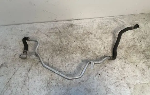 BMW 5 G30 G31 Engine coolant pipe/hose S2100466