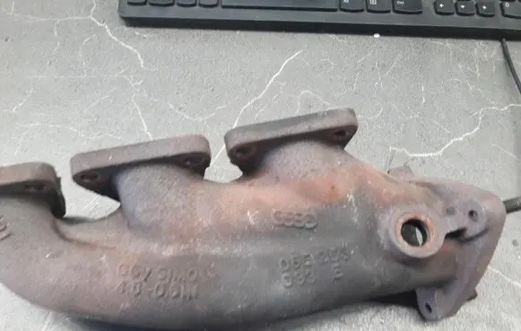 Audi A6 S6 C6 4F Exhaust manifold 06E253033E