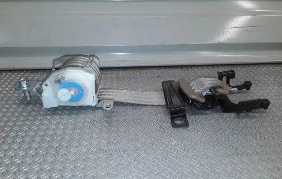 Honda Pilot I Third row seat belt ADC707831