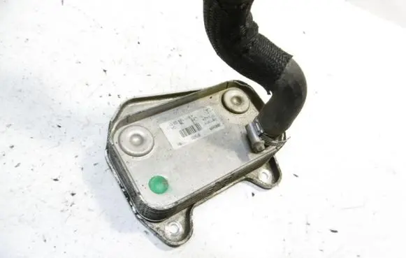 Mercedes-Benz Sprinter W906 Engine oil radiator A6111880301