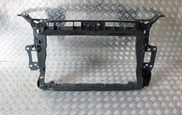 Audi Q3 F3 Front bodywork piece 