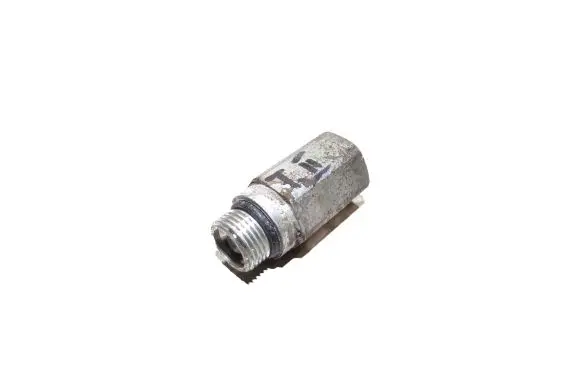 Volkswagen Touareg II Air suspension valve block 