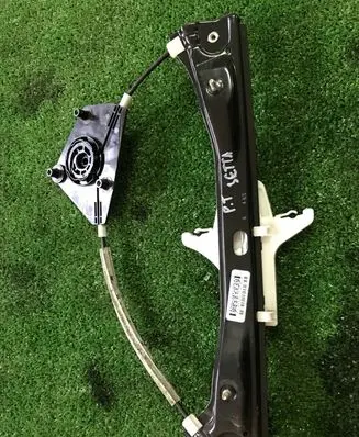Volkswagen Jetta V Front door window regulator with motor 22222222222 |00000000000545335