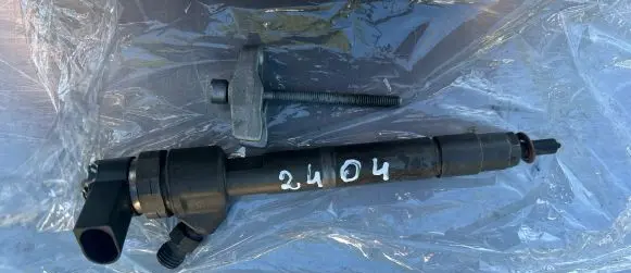 Mercedes-Benz S W220 Fuel injector A6480700287 90585