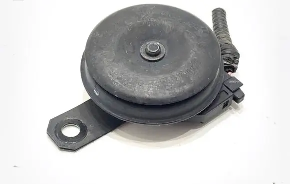 Toyota Camry VIII XV70 Horn signal 8652047030