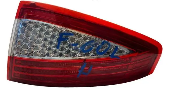 Ford Mondeo MK IV Rear/tail lights 7S7113404A