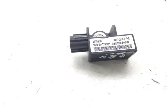 Honda CR-V Airbag deployment crash/impact sensor 5WK43786 77970SWAE113M4