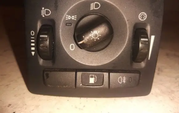 Volvo V50 Light switch 30739298