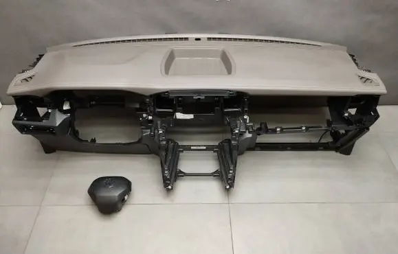 Volkswagen Amarok II Dashboard N1XBE042B85AA