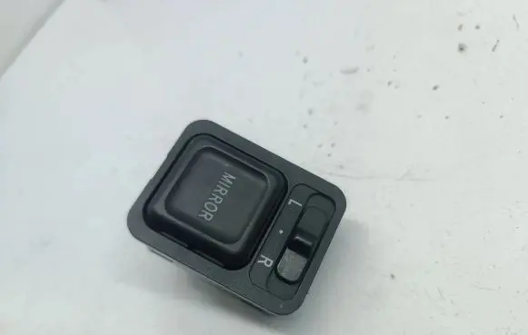 Honda Jazz Wing mirror switch S9AJ011M1 NH167L2604T