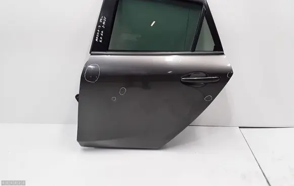 Mazda 3 II Rear door