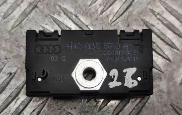 Audi A8 S8 D4 4H Aerial antenna filter 4H0035570A
