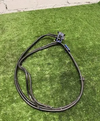 Windshield washer spray nozzle