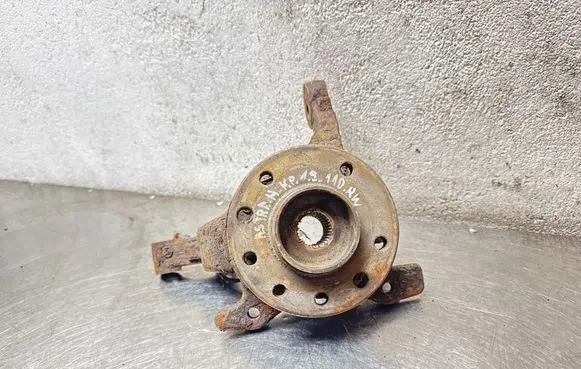 Opel Astra H Front wheel hub spindle knuckle