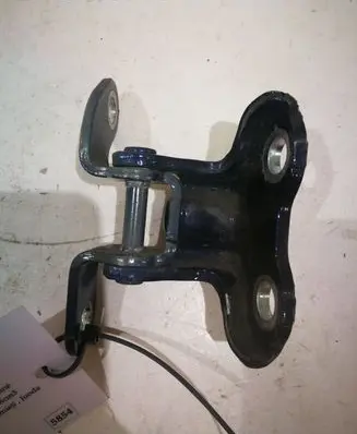 Toyota Auris 150 Front door upper hinge