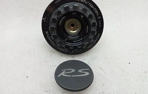 Porsche 718 Cayman 982 982c Anti-theft wheel nuts and lock 992601279
