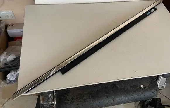Audi Q5 SQ5 8R Rear door glass trim molding 8R0853764F 8R0853764F2ZZ