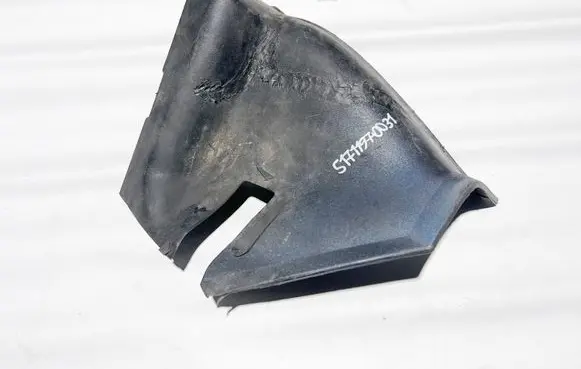 BMW 8 E31 Air intake duct part 1970031 51711970031