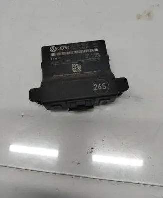 Volkswagen PASSAT B6 Gateway control module 3C0907530H 300508 3C0907951