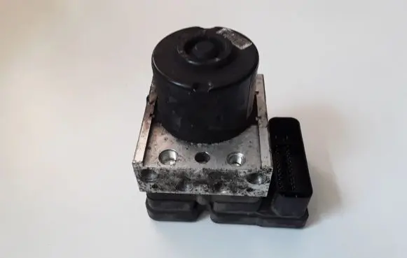 Skoda Yeti (5L) ABS Pump 1K0907379AK