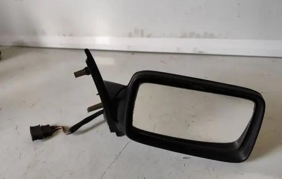 Volkswagen Golf III Front door electric wing mirror 055010R