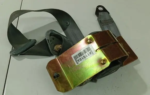 Renault Scenic I Front seatbelt 