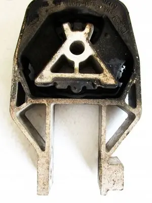 Ford Focus Gearbox mount AV616P082AB