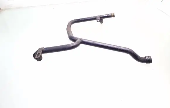 Audi A6 S6 C5 4B Engine coolant pipe/hose 059121075K