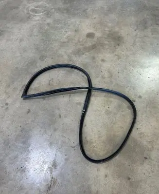 KIA Sportage Front door rubber seal