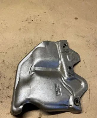 BMW 2 F46 Exhaust heat shield 8571892 19RZ17