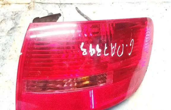 Audi A6 S6 C6 4F Rear/tail lights 89036920
