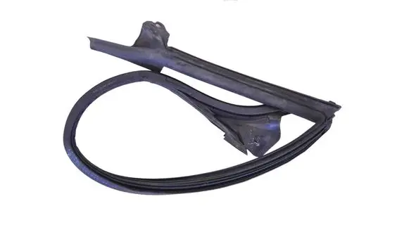 Audi A7 S7 4G Rubber seal front door (on door) 4G8845354B
