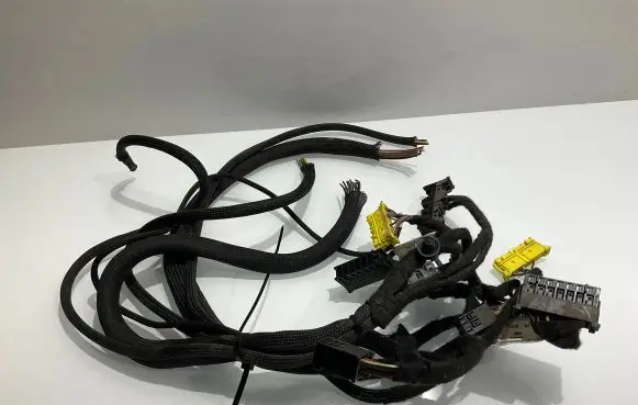 Mercedes-Benz E W211 Seat wiring loom 2115400410