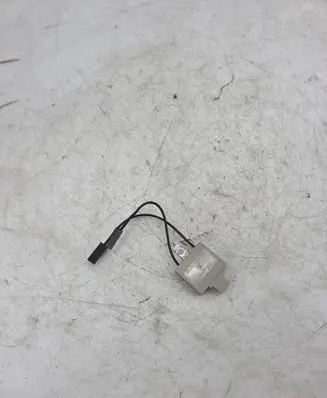 BMW 5 E34 Aerial antenna amplifier 65241392203 BETA441 059200