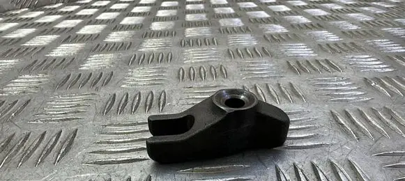 KIA Sportage Fuel Injector clamp holder 
