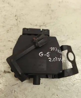 Volkswagen Golf V Turbo solenoid valve 1K0906279B PA66PA616