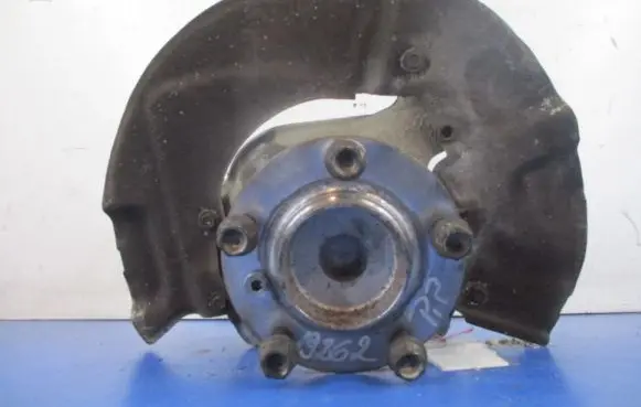 BMW 5 E60 E61 Front wheel hub spindle knuckle