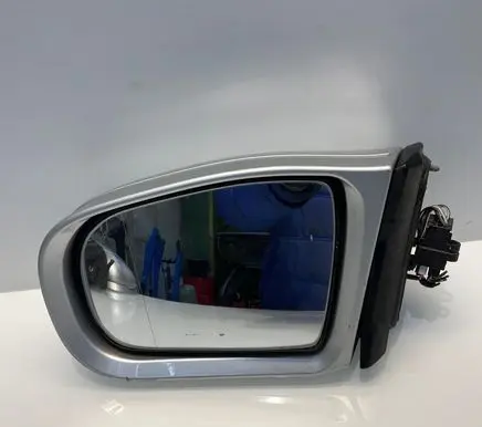 Mercedes-Benz E W210 Front door electric wing mirror 