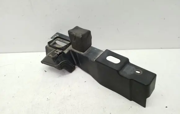 Ford Kuga I Other engine bay part 8V41S02477AE