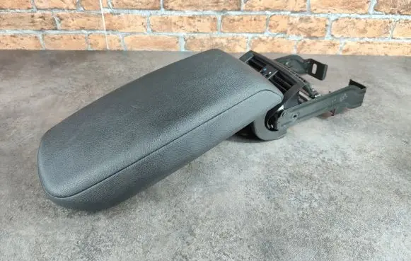 BMW X3 F25 Armrest